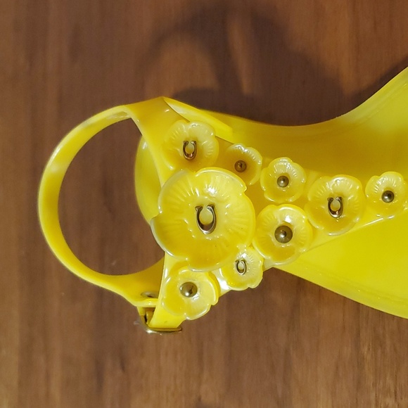 Coach flower jelly sandals 6 NWOT - Picture 11 of 13